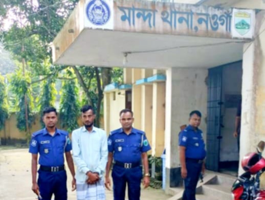 মান্দায় পূজার রাতেই প্রতিমার হাত ভাঙচুর, যুবক আটক