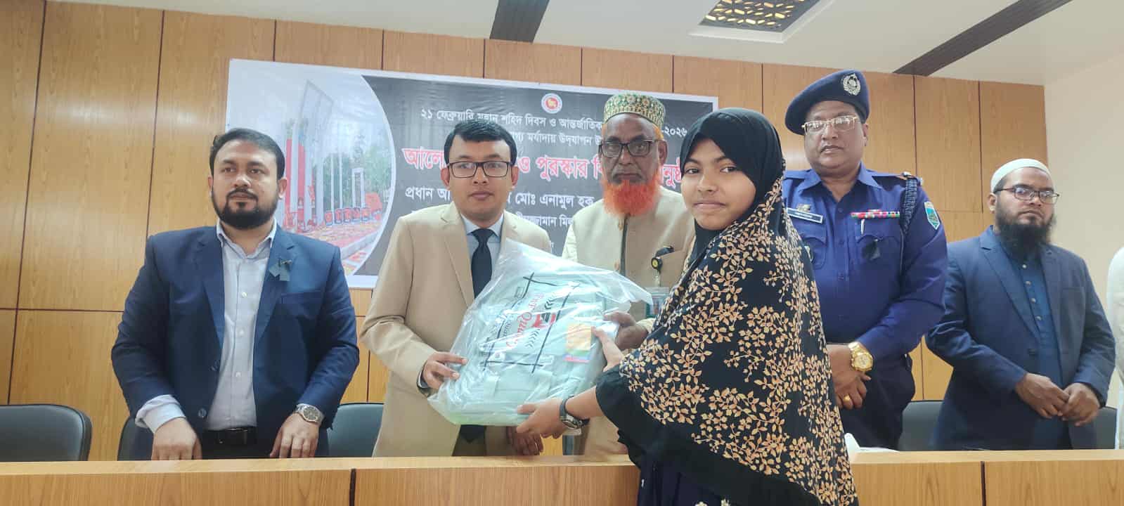 পত্নীতলায় যথাযোগ্য মর্যাদায় শহীদ দিবস ও আন্তর্জাতিক মাতৃভাষা দিবস পালিত