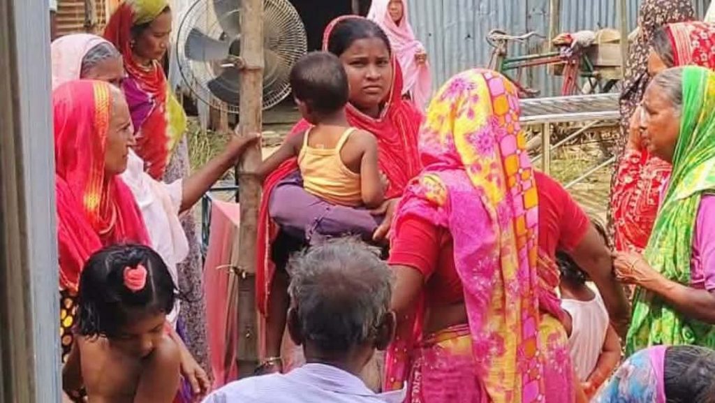 শেরপুরের নালিতাবাড়ীতে ছেলেকে বাঁচাতে গিয়ে প্রাণ দিলো মা