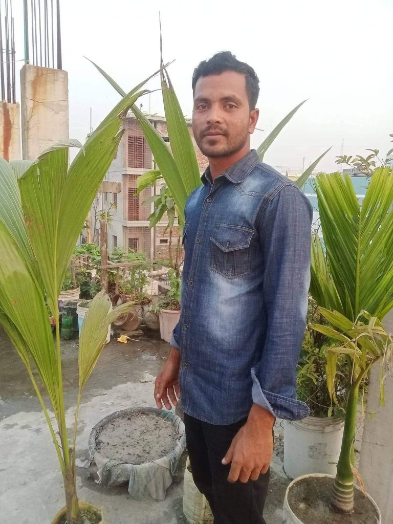 ইসলামপুরে ফুফুর বাড়ীতে ফ্যান লাগাতে গিয়ে লাশ হয়ে ফিরলেন ভাতিজা নাজমুল ফকির