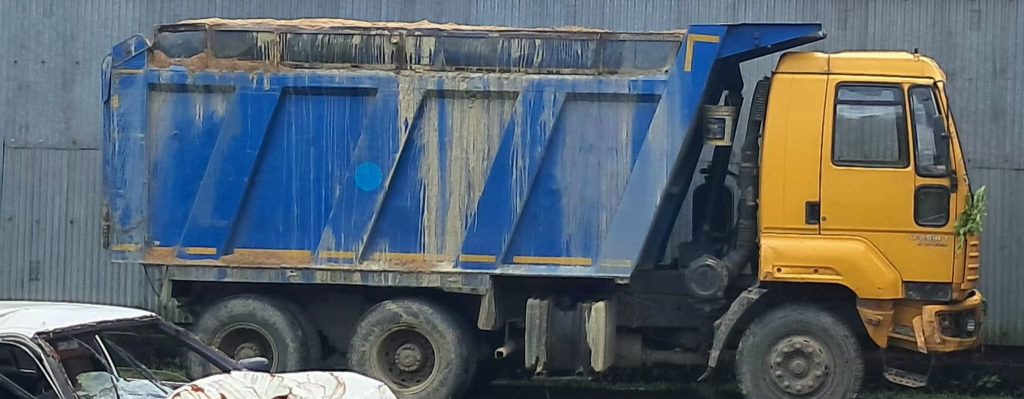 শ্রীমঙ্গলে বালুবাহী ড্রাম ট্রাকের চাপায় টমটম চালকের মৃত্যু