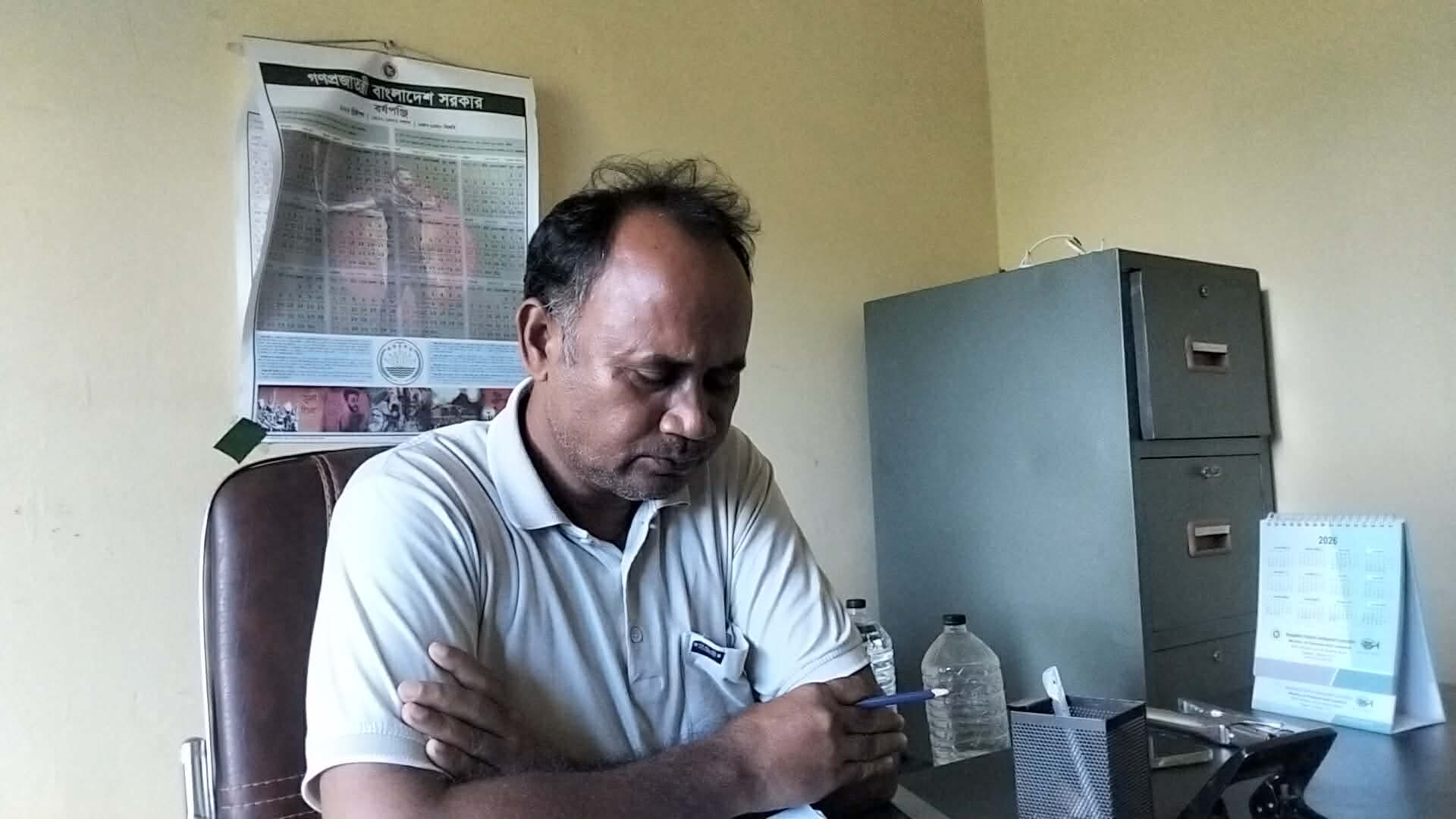 মহিপুরে বিএফডিসি’র ম্যানেজারের আটোচার্জ বানিজ্য, মাসে লাখ টাকা আয়