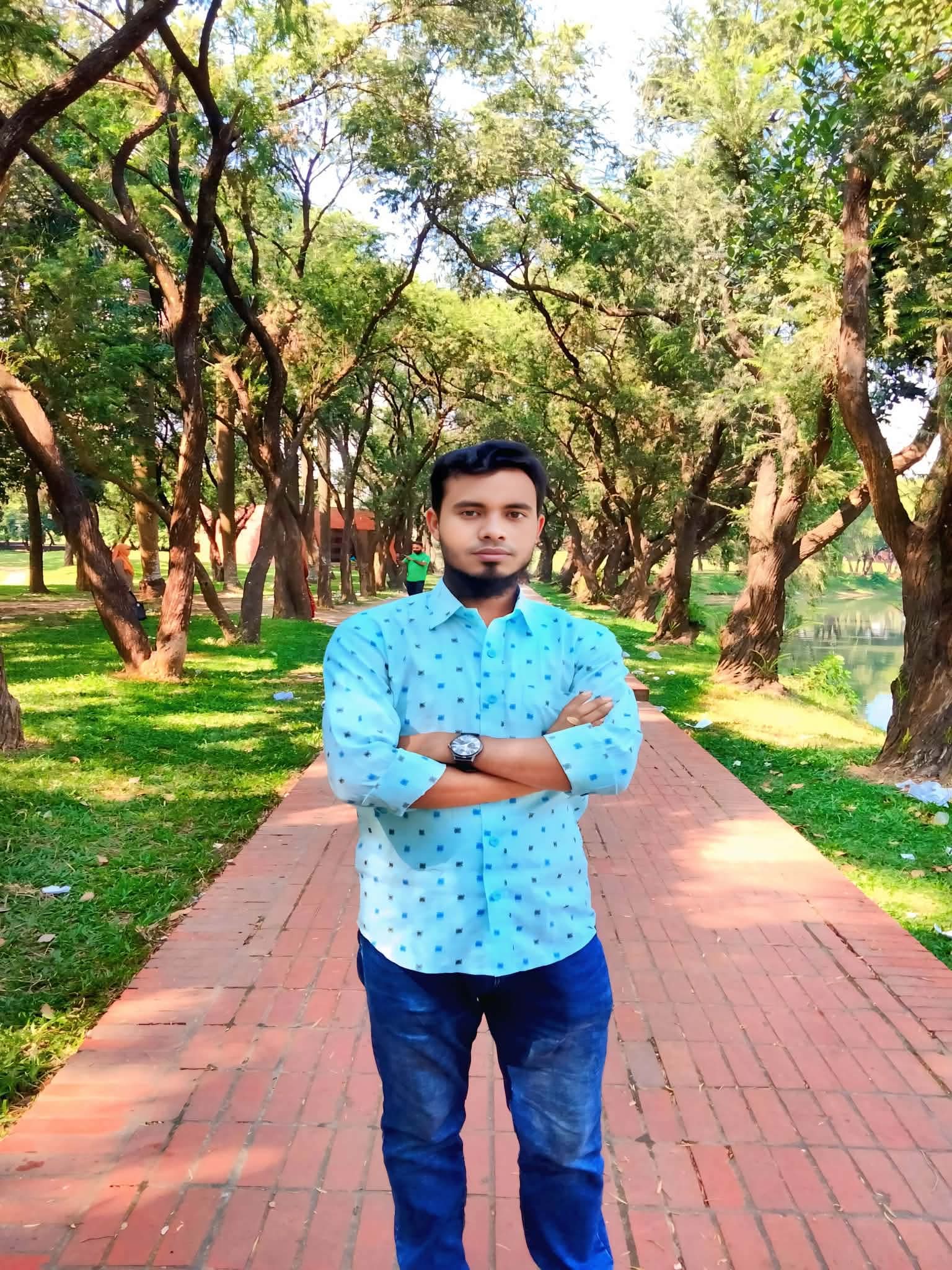 অজানার পথে স্বপ্ন, সংগ্রাম আর ভালোবাসার একটি গল্প